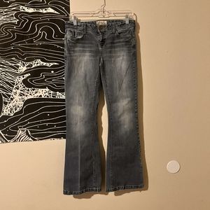 Maurices Molli Flare Jeans Size 5/6